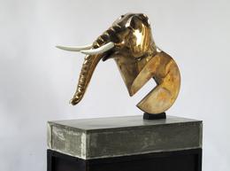 &raquo;Elefant&laquo; 2006, bronze and porcelain, 65 x 70 x 38 cm