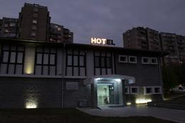 Alban Muja »HOTel« 2014. 10x2,5 m
